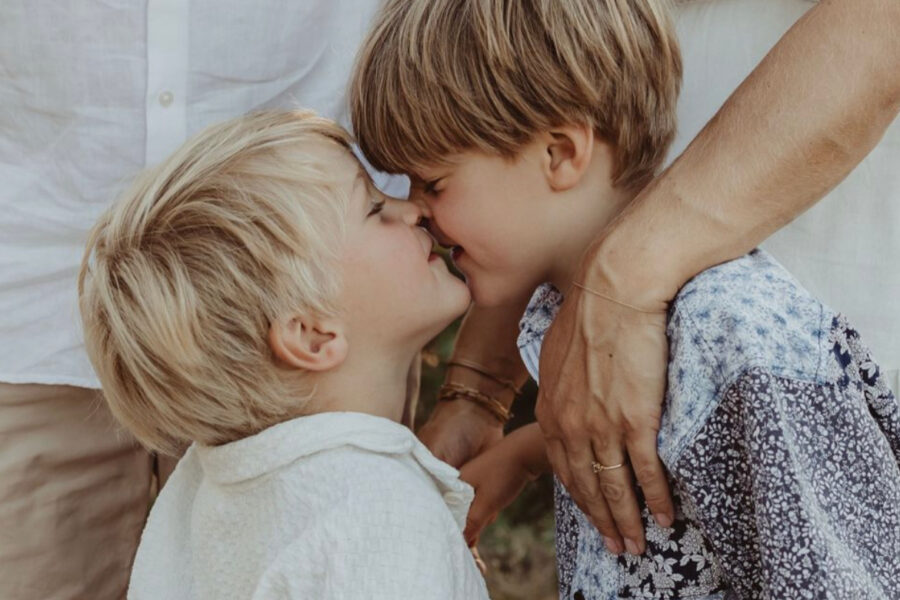 hoe je kinderen door een scheiding begeleid